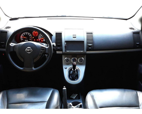 Imagem 6 de 8 de Nissan Sentra 2.0 16v Flex 4p Manual