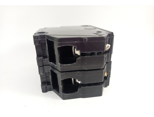 Breaker Empotrar 2x30a 01667