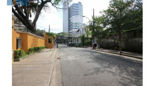 Imagem 1 de 15 de Pacaembu Casa Com Segurança 24 Horas. - Pc93050