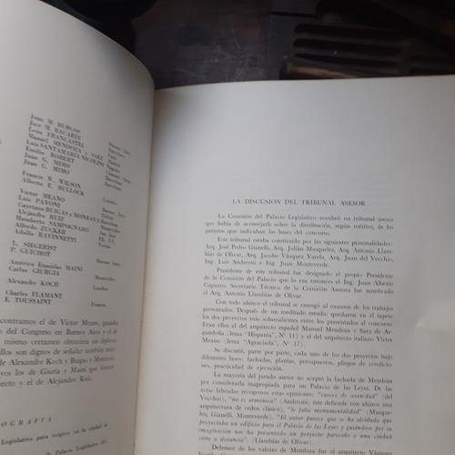 Historia Del Palacio Legislativo De Montevideo/bausero-dedic (Usado)