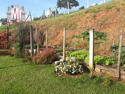 Chácara Com 02 Dormitórios, Bem Cuidada, Terreno Plano, Bairro Povoado À Venda, 1000 M² Por R$ 220.000 - Zona Rural - Pedra Bela/sp - Ch0082