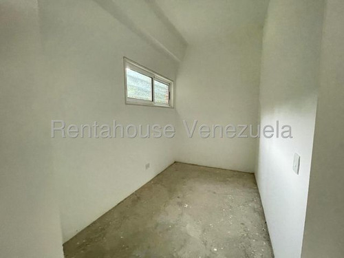 Estupendo Apartamento En Venta En Los Guayabitos. 25-16431