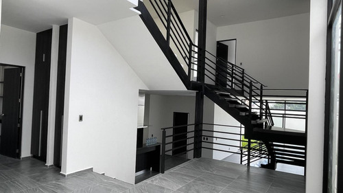Casa Nueva En Venta En Lomas De Juriquilla