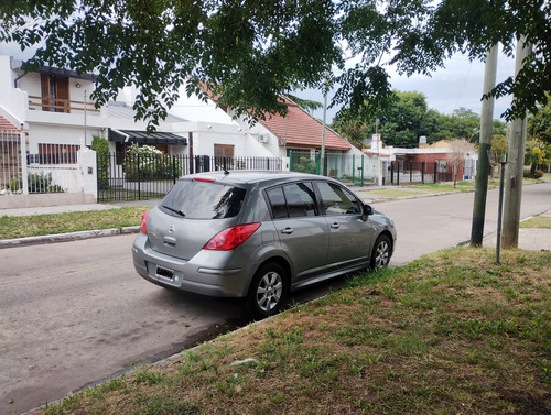 Nissan Tiida 1.8 Acenta