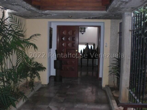 Imagen 2 de 13 de Casa Venta La Lagunita Country Club 22-19881 Caro Fermoso 0424-2083128