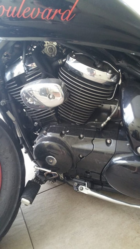 Moto Suziki Boulevard M800 Batida