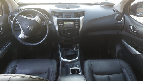 Imagen 15 de 15 de Nissan Np300 Frontier 2020 2.5 Le Aa Mt