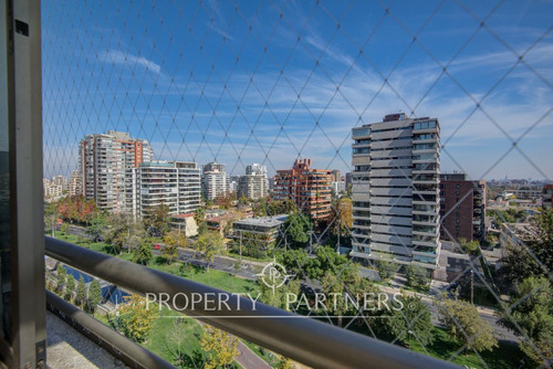 Luminoso Departamento, Amplios Espacios, Buena Ub...