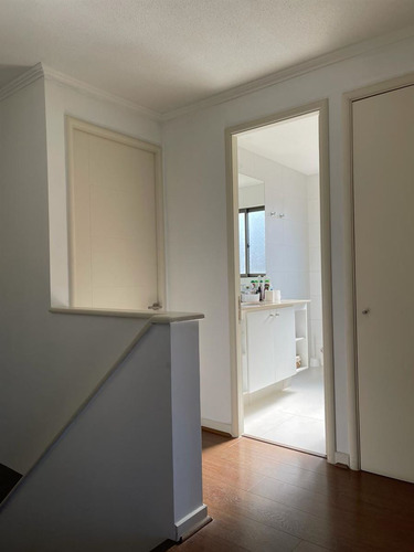 Casa En Arriendo En Lo Barnechea