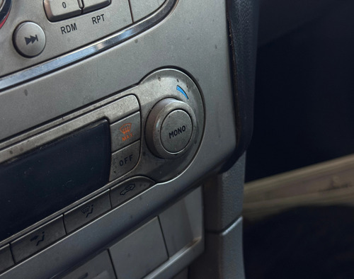 Ford Focus 2.0 GLX SEDAN 16V FLEX 4P MANUAL