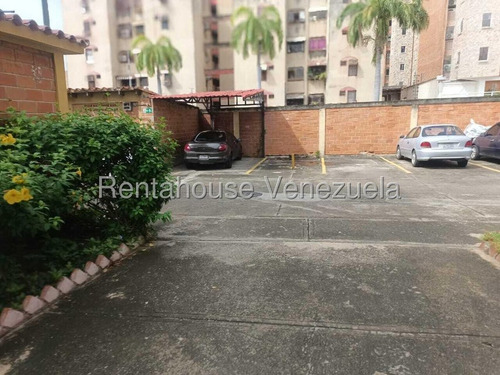 Apto. En La Urb. Los Chaguaramos, (rgpr) Mls #25-24611