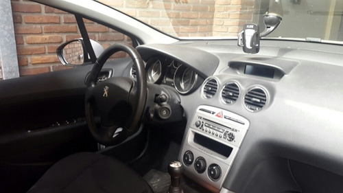 Peugeot 308 1.6 Active 115cv 2014