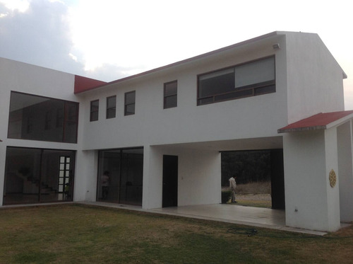 Casa En Renta Avenida Las Haras, Francisco Javier Clavijero