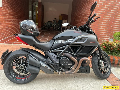 Imagen 5 de 6 de Ducati Diavel, 2015 Motor 1200cc