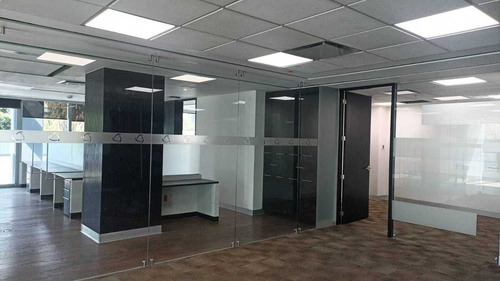 Oficinas Bien Ubicada En Renta