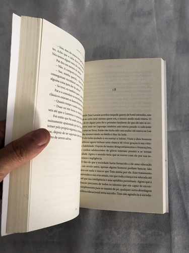 Poeira Lunar - De Arthur Clarke