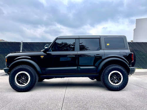 Ford Bronco Badlands Paquete Sasquatch 2023