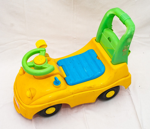 Andarín Pata Pata Caminador Modelo Auto Amarillo (Usado)