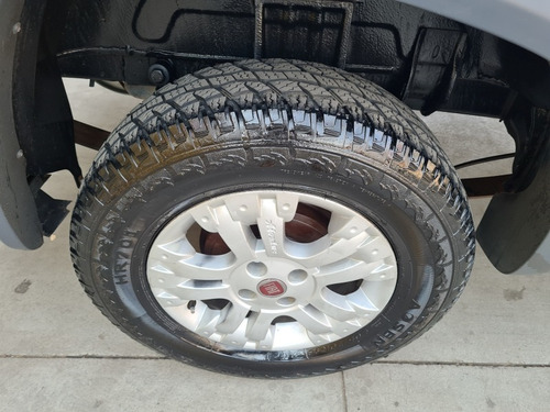 Imagem 9 de 14 de Fiat Strada Cab. Est. Strada Adventure 1.8/ 1.8 Locker Flex