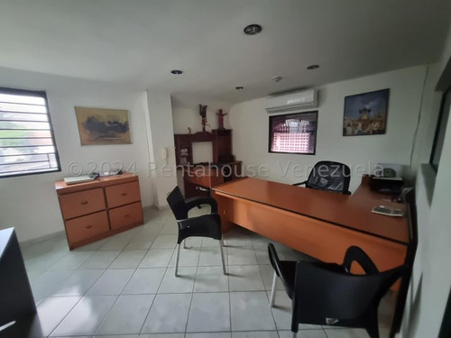Francisco Rojas Norscia Rentahouse Alquila, Magnifico Galpón Comercial En Zona Industrial De Barquisimeto, Listo Para Operar Como Almacén O Procesadora, 2 4 - 1 9 7 8 1 , Invierte Con Rentahouse!!!