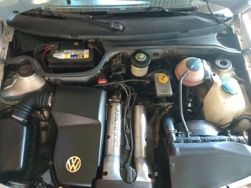 Imagem 10 de 10 de Volkswagen Gol 2001 1.0 16v Plus 5p