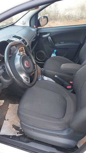 Fiat Grand Siena 2018 1.4 Attractive Flex 4p