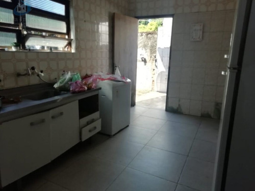 Imagem 4 de 15 de Casa Isolada (terreno Com 10,15 X 25) Bem Localizada, Próxima Ao Parque Da Cidade, Ao Terminal Tude - Si1427