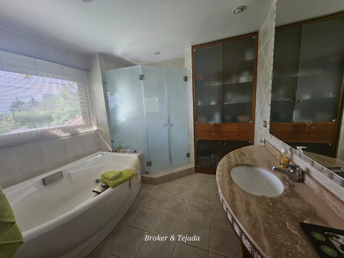 Broker Pinares 5d-5b-10 Estac-piscina