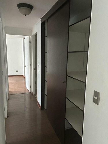Se Vende Depto. 3d+2b Metro Santa Isabel
