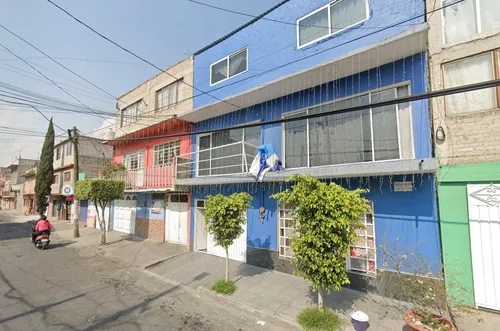 Venta De Excelente Casa En Calle Escalerillas Colonia Metropolitaba Nezahualcoyotl Me