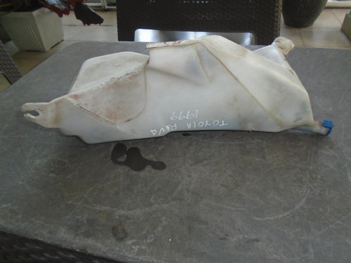 Vendo Tanque De Wiper De Toyota Rav 4, # 060351-800, 1999