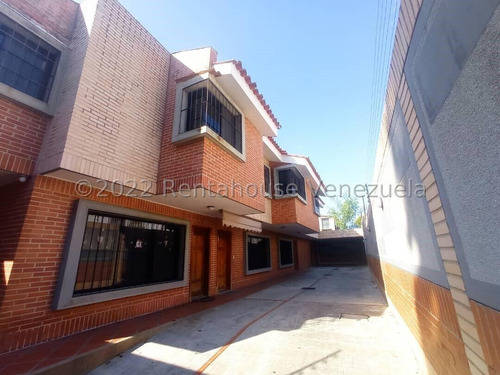 Imagen 21 de 30 de Deisim22-22935 Hermosa Villa Ubicada En Urb Prebo I Valencia Carabobo Con Patio, 4h Habitaciones (incluye Una De Servicio) Excelente Distribucion