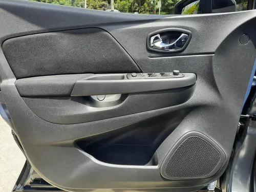 Renault Captur 2.0 Zen