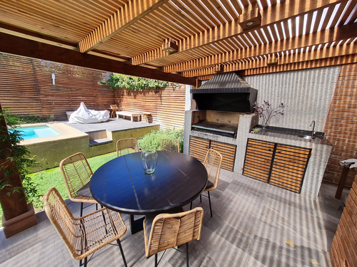 Preciosa Casa 5d 4b En El Mejor Sector El Huinganal