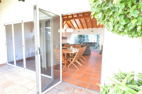 Casa En Venta Ubicado En Mataderos, Capital Federal
