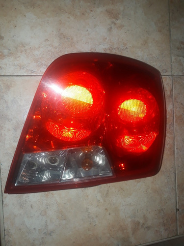Stop Trasero De Optra (Usado)