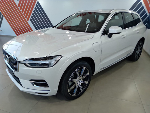 Volvo XC60 2.0 T8 HYBRID INSCRIPTION AWD GEARTRONIC