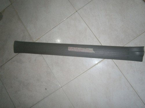 Moldura Posa Pies Delantera Derecha Toyota 4runner 03-08