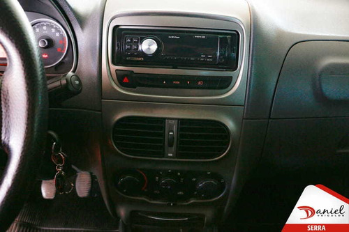 Fiat Strada Trekking 1.6 16v C.e 2013