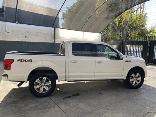 Ford Lobo 3.5 Doble Cabina Plinum 4x4 At