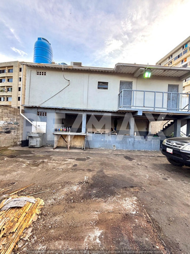Se Vende Terreno En Playa Grande.