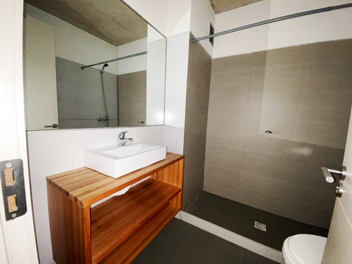 Venta De Apartamento Con 1 Dormitorio En Pocitos Con Renta