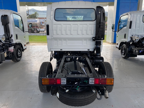 Chevrolet Nhr Doble Cabina 2021