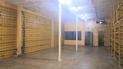 Local Comercial En Venta, Calle Ramírez, San Félix