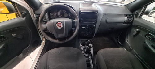 Imagem 8 de 9 de Fiat Strada 1.4 Flex Direção Hidráulica Ar Condicionado 2018