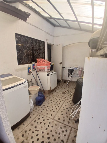 Venta Casa Solida En Los Romeros 4 Habitaciones 520mt2