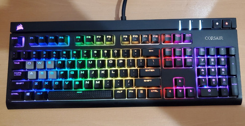 Teclado Mecánico Gamer Corsair Strafe Rgb Inglés