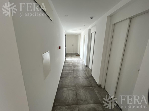 Imagen 5 de 7 de Venta De Cochera Cubierta En Wilde (22471)