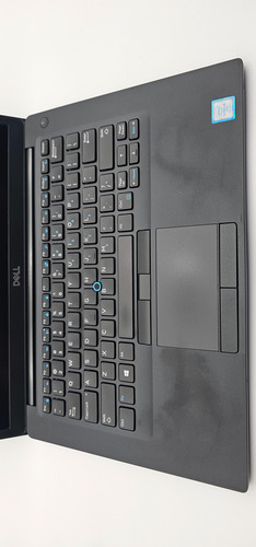 Laptop Dell I5 7ma 8gb 256gb Para Partes + Cargador + Regalo Negro (Usado)