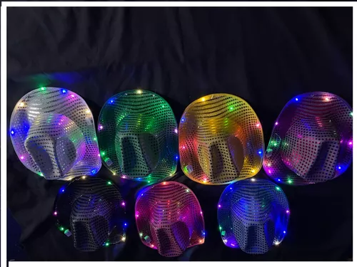 Capa con forma de Alas LED Larga Multicolor (145 cm) x1 - El Cotillonero